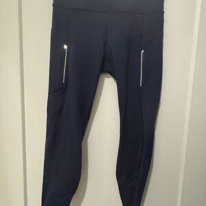 Athleta 7/8 Rainier Unbrushed Tight - SzM